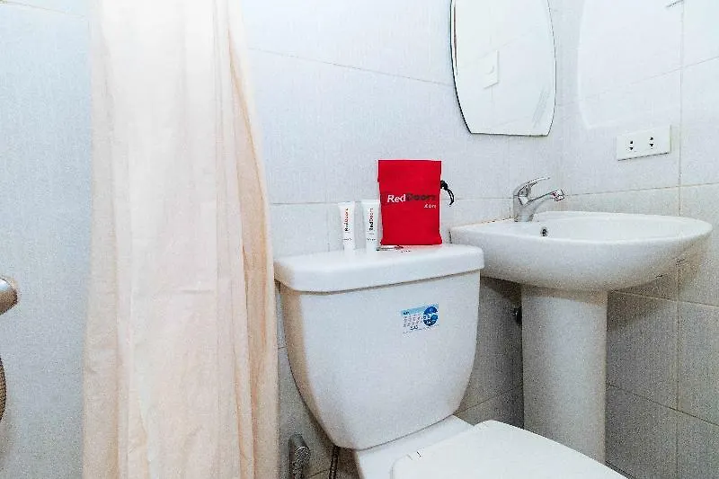 **  Reddoorz @ Hotel Rosemarie Pasay Filippine