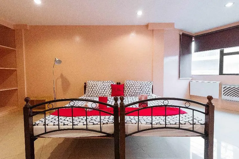 **  Reddoorz @ Hotel Rosemarie Pasay Filippine